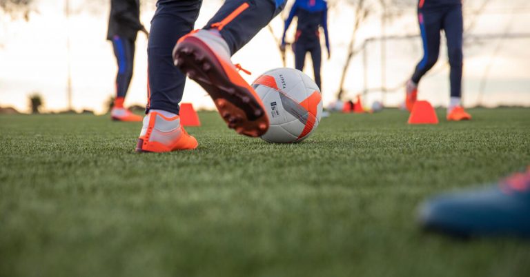 Почему командные виды спорта полезны для детей